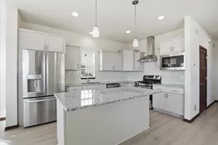 43 Windflower Wy, Mount Horeb, WI 53572 - Photo 7