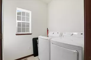 43 Windflower Wy, Mount Horeb, WI 53572 - Photo 23