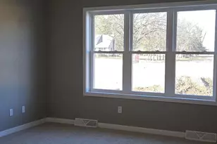 3723 Newcastle Dr, Janesville, WI 53546 - Photo 5