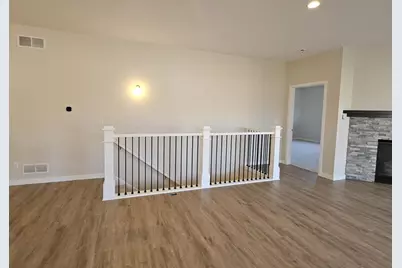 3725 Newcastle Drive #31, Janesville, WI 53546 - Photo 5