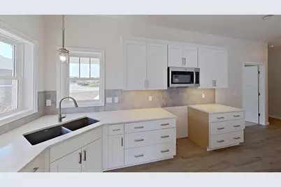 3725 Newcastle Drive #31, Janesville, WI 53546 - Photo 3
