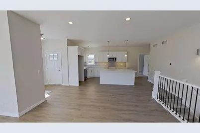 3725 Newcastle Drive #31, Janesville, WI 53546 - Photo 9
