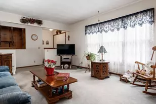 2058 Bootmaker Dr, Beloit, WI 53511 - Photo 5