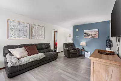 405-407 Simonson Street, Cambridge, WI 53523 - Photo 5