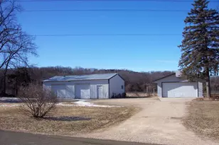 N3019 Smokey Hollow Rd, Poynette, WI 53955 - Photo 3