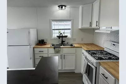 1025 Oak Avenue #106, Onalaska, WI 54650 - Photo 7