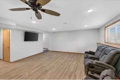 736 Bluestem Court, Sun Prairie, WI 53593 - Photo 31