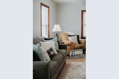 614 S Lincoln Avenue, Beaver Dam, WI 53916 - Photo 3