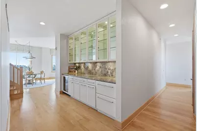 360 W Washington Avenue #1413, Madison, WI 53703 - Photo 15