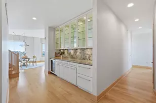 360 W Washington Ave, Madison, WI 53703 - Photo 15