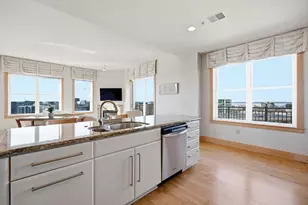 360 W Washington Ave, Madison, WI 53703 - Photo 11