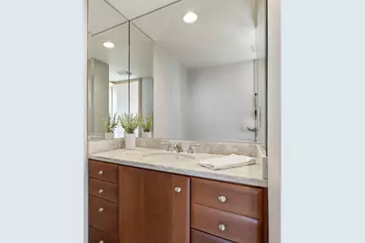 360 W Washington Avenue #1413, Madison, WI 53703 - Photo 27