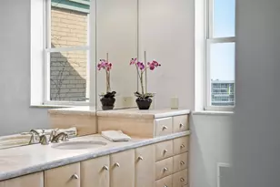 360 W Washington Ave, Madison, WI 53703 - Photo 41