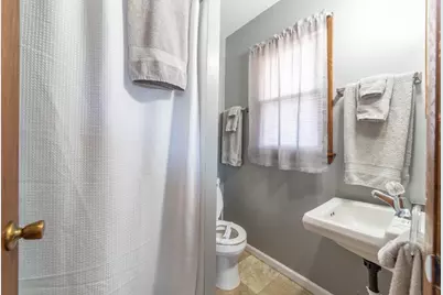 106 Central Avenue, Montello, WI 53949 - Photo 5