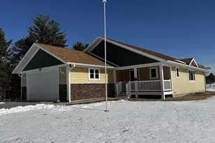 410 Glen Becker Ct, Wisconsin Dells, WI 53965 - Photo 9