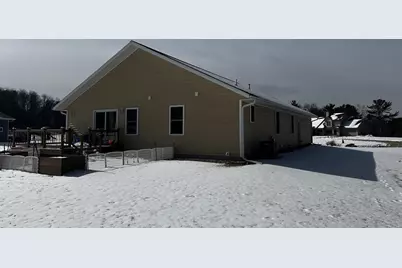 410 Glen Becker Court, Wisconsin Dells, WI 53965 - Photo 17