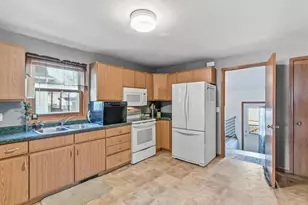 131 E Carroll St, Portage, WI 53901 - Photo 15