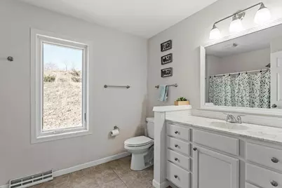 4102 Meadow Valley Drive, Madison, WI 53704 - Photo 23