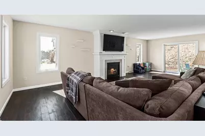 4102 Meadow Valley Drive, Madison, WI 53704 - Photo 11