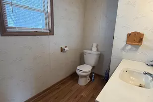 206 2nd St, Elroy, WI 53929 - Photo 9