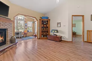 1156 Sawyer Way, Sun Prairie, WI 53590 - Photo 15