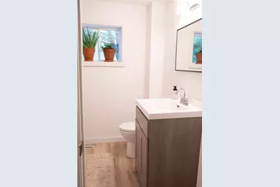 1942 S Mound Avenue, Beloit, WI 53511 - Photo 9