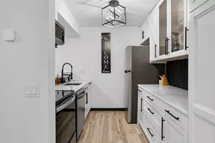 2911 Marina Dr, Middleton, WI 53562 - Photo 17