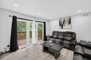 2911 Marina Dr, Middleton, WI 53562 - Photo 5