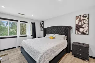 2911 Marina Dr, Middleton, WI 53562 - Photo 23