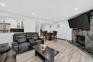 2911 Marina Dr, Middleton, WI 53562 - Photo 3