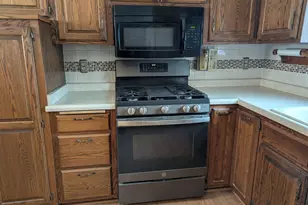 1205 Sand St, Watertown, WI 53098 - Photo 13