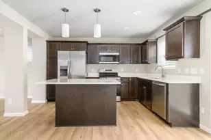 624 Tabby Turn Dr, Middleton, WI 53562 - Photo 5