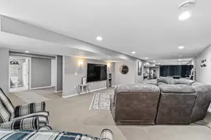 3281 Burke Rd, Sun Prairie, WI 53590 - Photo 39