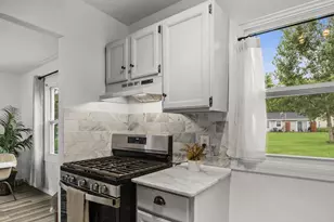 83 Craig Ave, Madison, WI 53705 - Photo 11