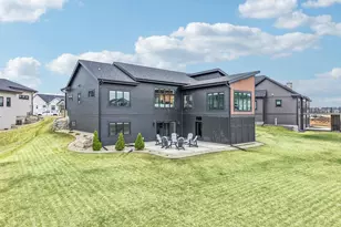 909 Westbridge Ct, Waunakee, WI 53597 - Photo 55