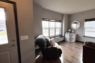 613 Trotter Dr, Mount Horeb, WI 53572 - Photo 3