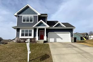 613 Trotter Dr, Mount Horeb, WI 53572 - Photo 1