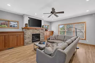 6833 Phil Lewis Way, Middleton, WI 53562 - Photo 15