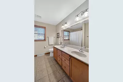 6833 Phil Lewis Way, Middleton, WI 53562 - Photo 57