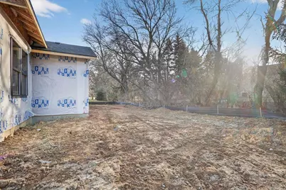 4247 Huntinghorne Drive, Janesville, WI 53546 - Photo 9