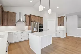 228 Cardinal Ln, Sauk City, WI 53583 - Photo 15