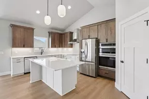 228 Cardinal Ln, Sauk City, WI 53583 - Photo 17