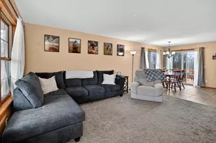 1211 Gas Light Dr, Sun Prairie, WI 53590 - Photo 5