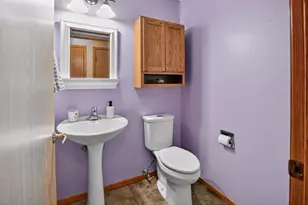 1211 Gas Light Dr, Sun Prairie, WI 53590 - Photo 19