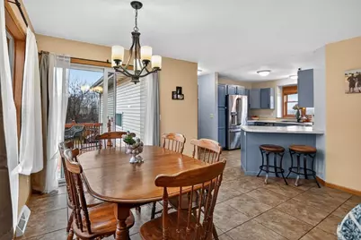 1211 Gas Light Drive, Sun Prairie, WI 53590 - Photo 9