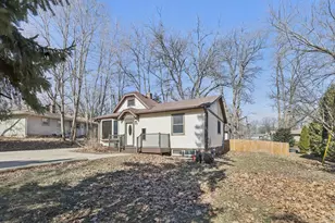 1100 Pflaum Rd, Madison, WI 53716 - Photo 5