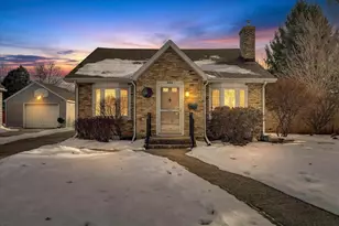 464 N Pine St, Janesville, WI 53548 - Photo 1