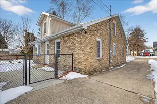 464 N Pine St, Janesville, WI 53548 - Photo 37