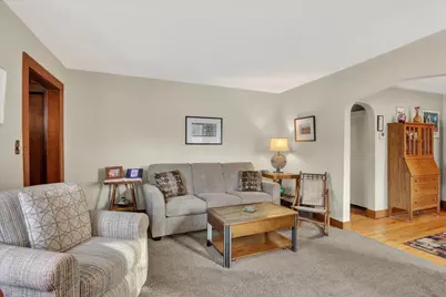 464 N Pine Street, Janesville, WI 53548 - Photo 9