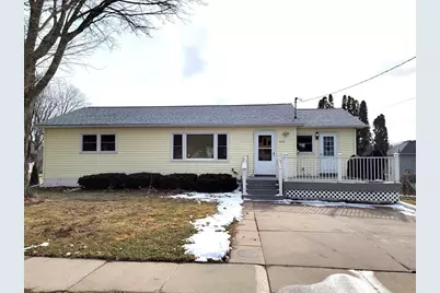 425 Jefferson Street, Platteville,  53818 - Photo 1